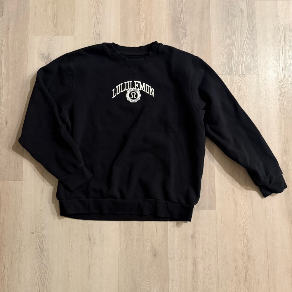 Lululemon Collegiate Crewneck Sweatshirt